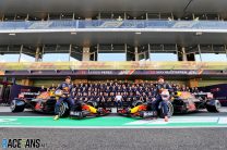 Team photo, Red Bull Racing, , Yas Marina Circuit, Abu Dhabi, 2021