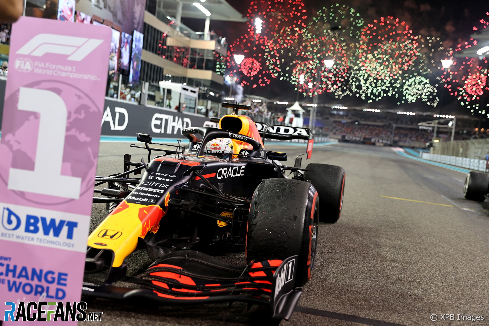 Red Bull Racing gastó 230 millones de libras esterlinas durante la campaña ganadora del título de Verstappen en 2021 · RaceFans