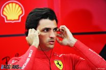 Sainz “extremely close” to new Ferrari deal