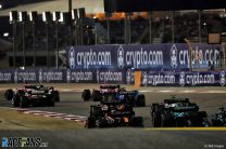 Race start, Bahrain International Circuit, 2022