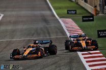 (L to R), Daniel Ricciardo, Lando Norris, McLaren, Bahrain International Circuit, 2022