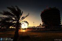 Dry but windy conditions await F1’s new era in Bahrain