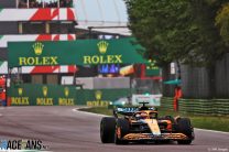 Lack of passing at Imola shows why Ricciardo is “still a DRS person”