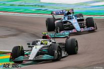 Hamilton deserves better car than “un-driveable” Mercedes – Wolff