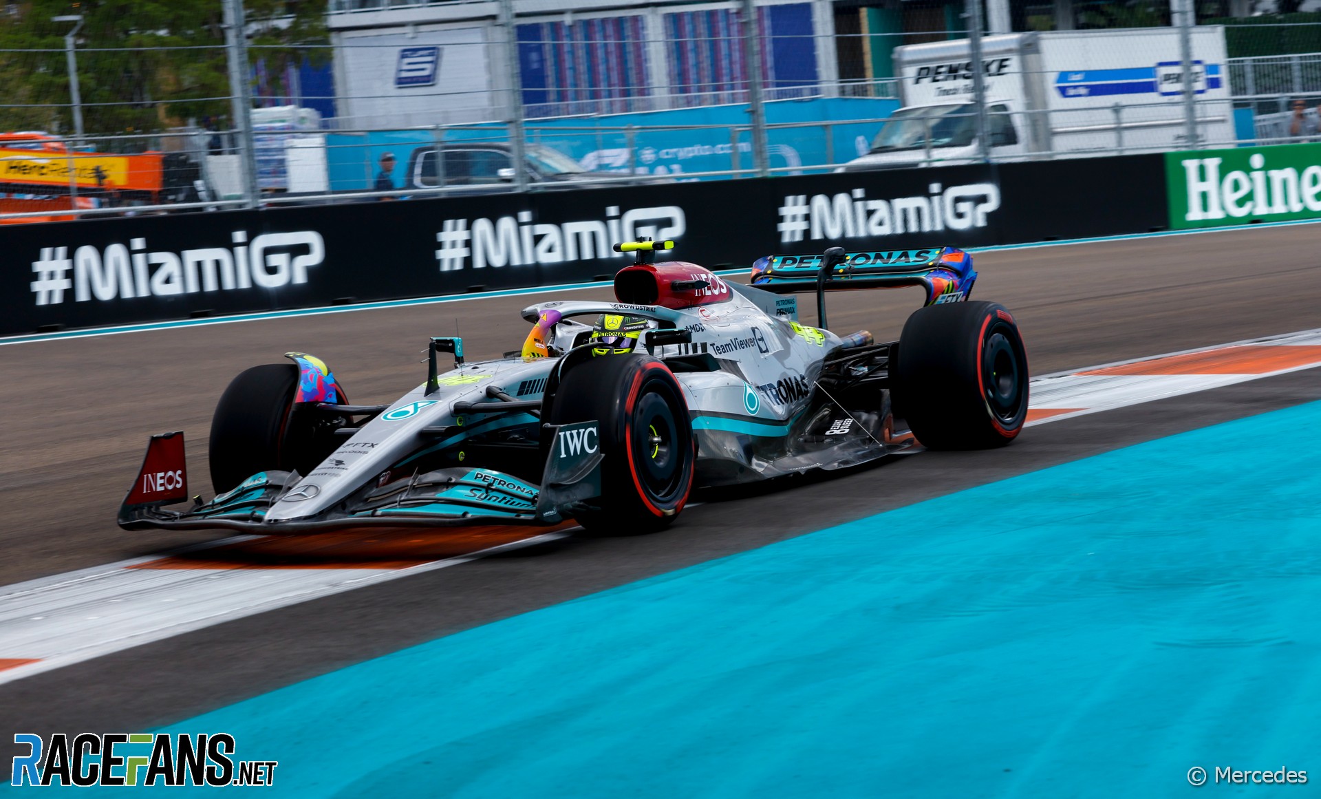 Lewis Hamilton, Mercedes, Miami International Autodrome, 2022