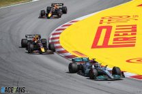 George Russell, Sergio Perez, Max Verstappen, Circuit de Catalunya, 2022