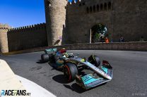 Lewis Hamilton, Mercedes, Baku City Circuit, 2022