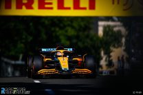 Daniel Ricciardo, McLaren, Baku Street Circuit, 2022