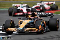 Ricciardo says grip loss from Barcelona recurred in “pretty sad” British GP