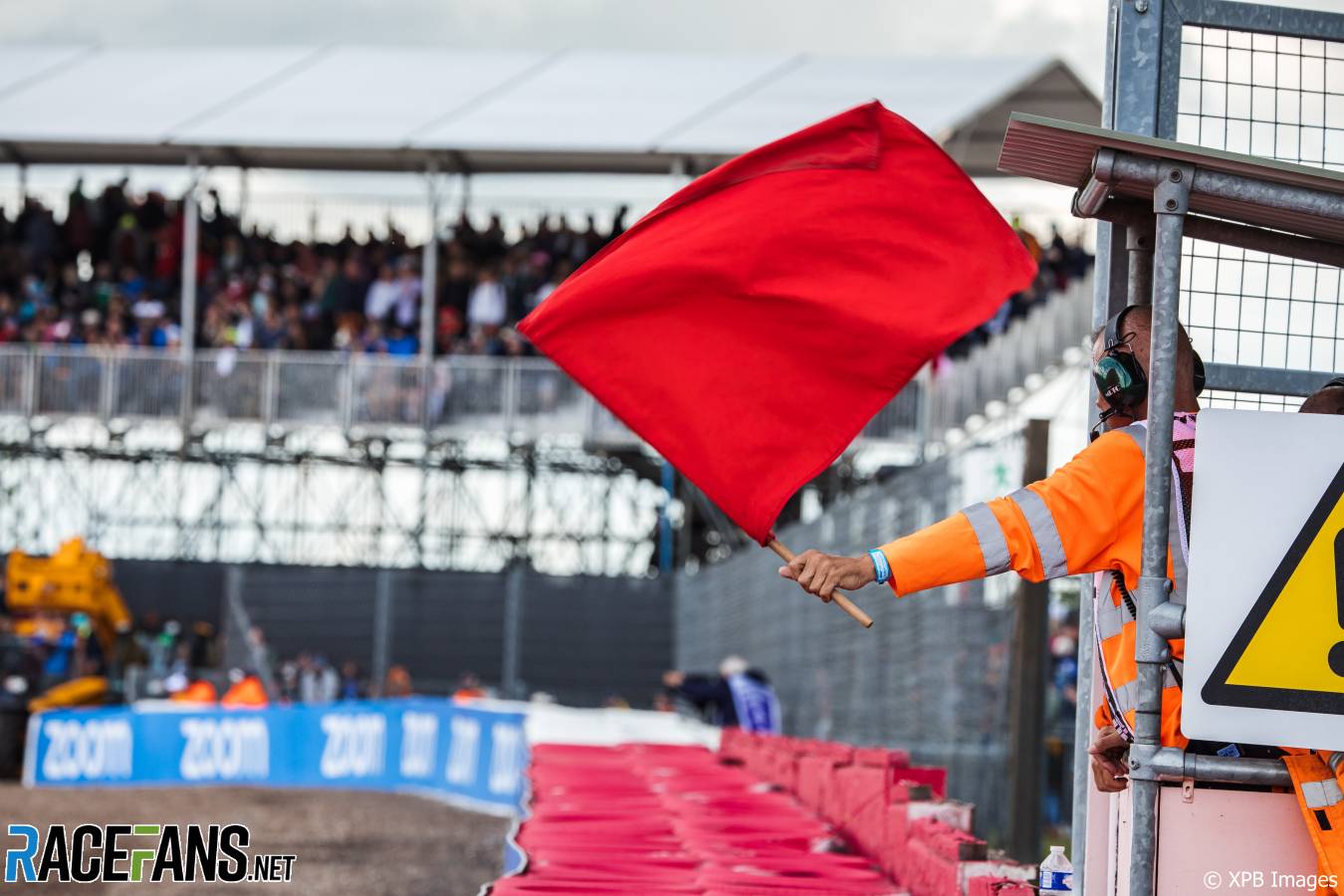 Red flag, Silverstone, 2022