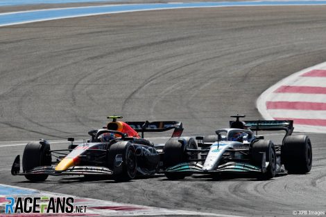 (Α προς Ε): Sergio Perez, Red Bull;  George Russell, Mercedes;  Paul Ricard, 2022