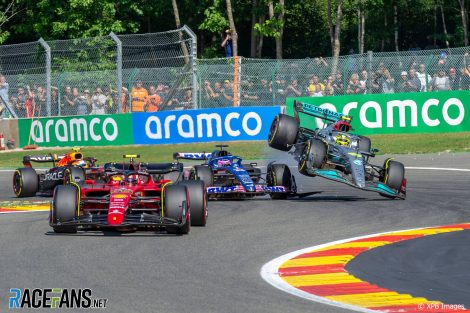 Fernando Alonso, Alpine, og Lewis Hamilton, Mercedes, Spa-Francorchamps, 2022