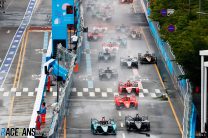 Evans takes championship to final round after winning first Seoul EPrix
