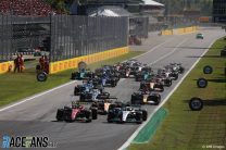 Start of the 2022 Italian Grand Prix at Monza