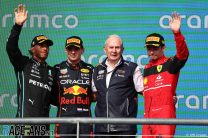 (L to R): Lewis Hamilton, Mercedes; Max Verstappen, Red Bull; Dr Helmut Marko, Red Bull Motorsport Consultant; Charles Leclerc, Ferrari; Circuit of the Americas, 2022