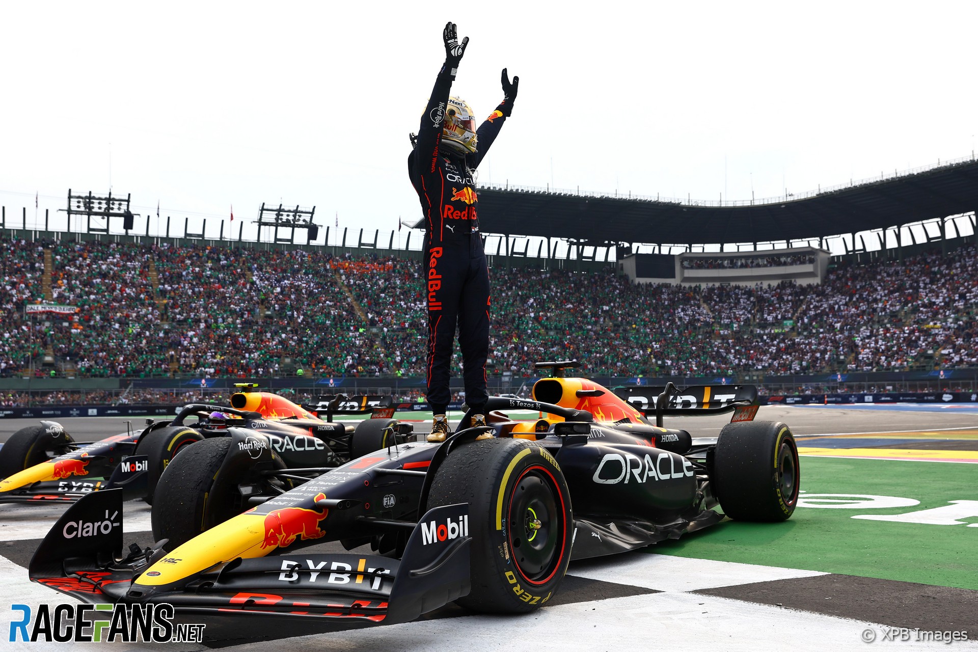 How Mercedes failed to make Verstappen fight for his record 14th win | 2022 Mexican Grand Prix review