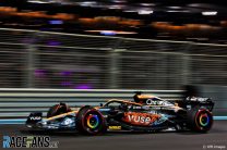 Daniel Ricciardo, McLaren, Yas Marina, 2022