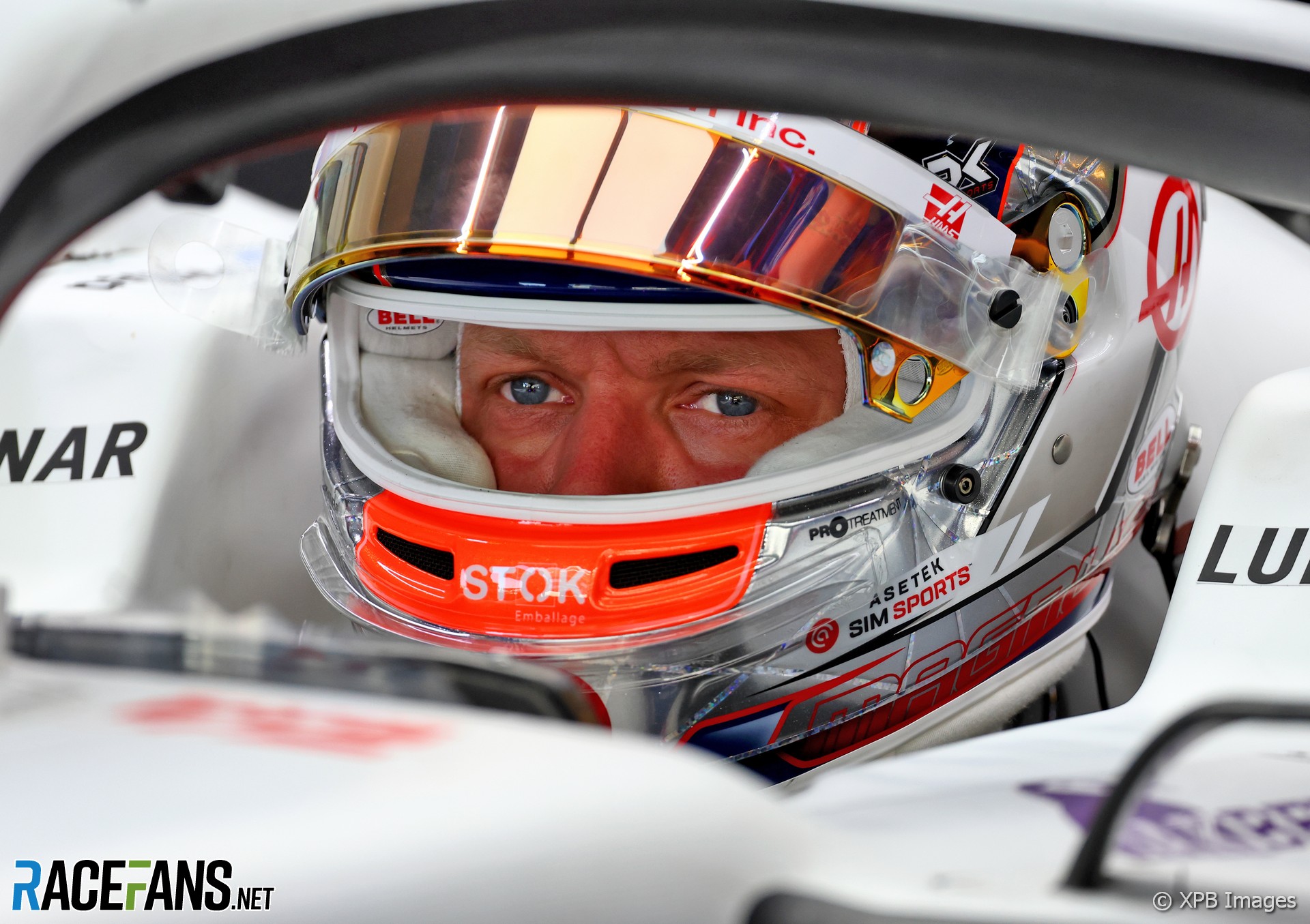 Kevin Magnussen's 2022 Abu Dhabi Grand Prix helmet