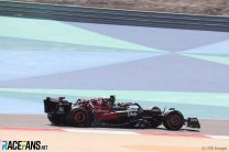 Guanyu Zhou, Alfa Romeo, Bahrain International Circuit, 2023 pre-season test