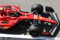 Sainz puts Ferrari quickest, 0.063s ahead of Sargeant halfway through test