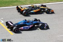 Esteban Ocon, Lando Norris, Bahrain International Circuit, 2023 pre-season test