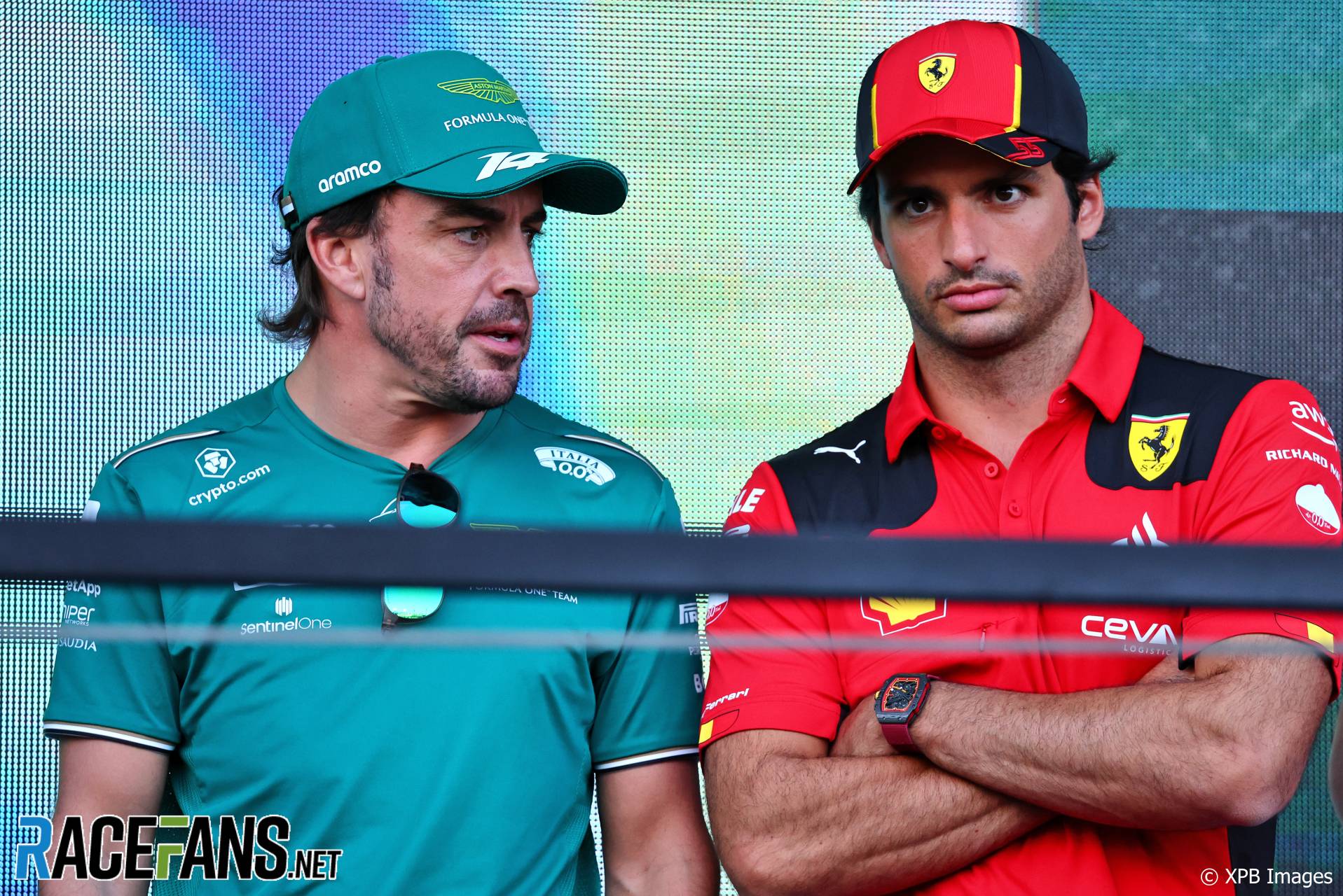 (L to R): Fernando Alonso, Aston Martin; Carlos Sainz Jr, Ferrari; Jeddah Corniche Circuit, 2023