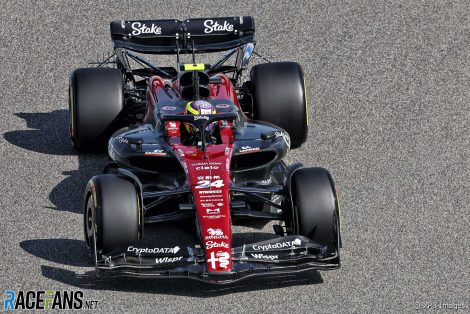 Zhou Guanyu, Alfa Romeo, Bahrain International Circuit, 2023