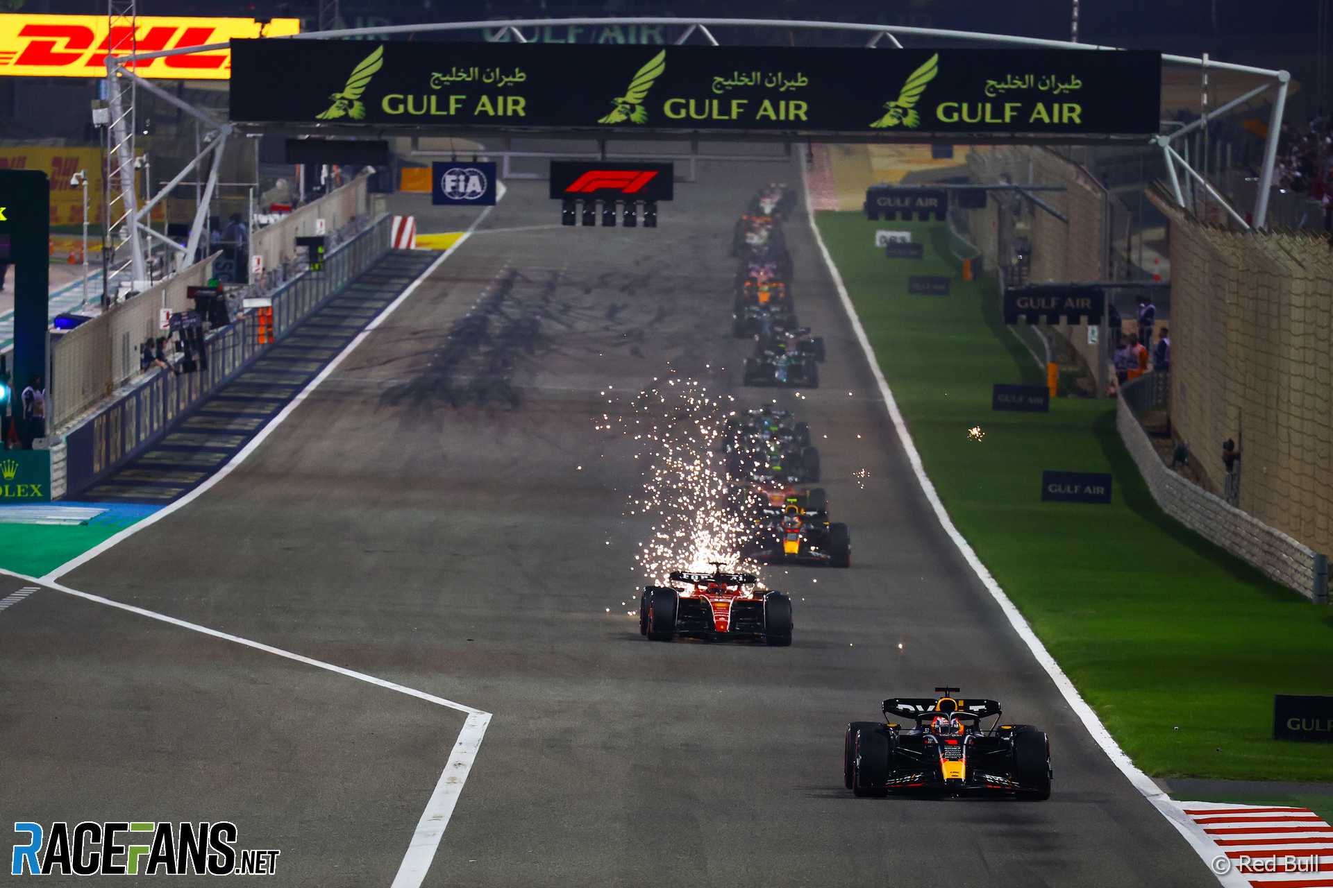 FIA už neuplatňuje svoj limit na „porposing“ áut F1 · Fanúšikovia pretekov