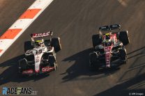 (L to R): Nico Hulkenberg, Haas; Guanyu Zhou, Alfa Romeo; Baku City Circuit, 2023