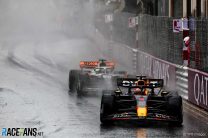 Piastri gained “useful” wet weather driving tips by following Verstappen