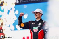 Wehrlein holds off angry Dennis for Jakarta win