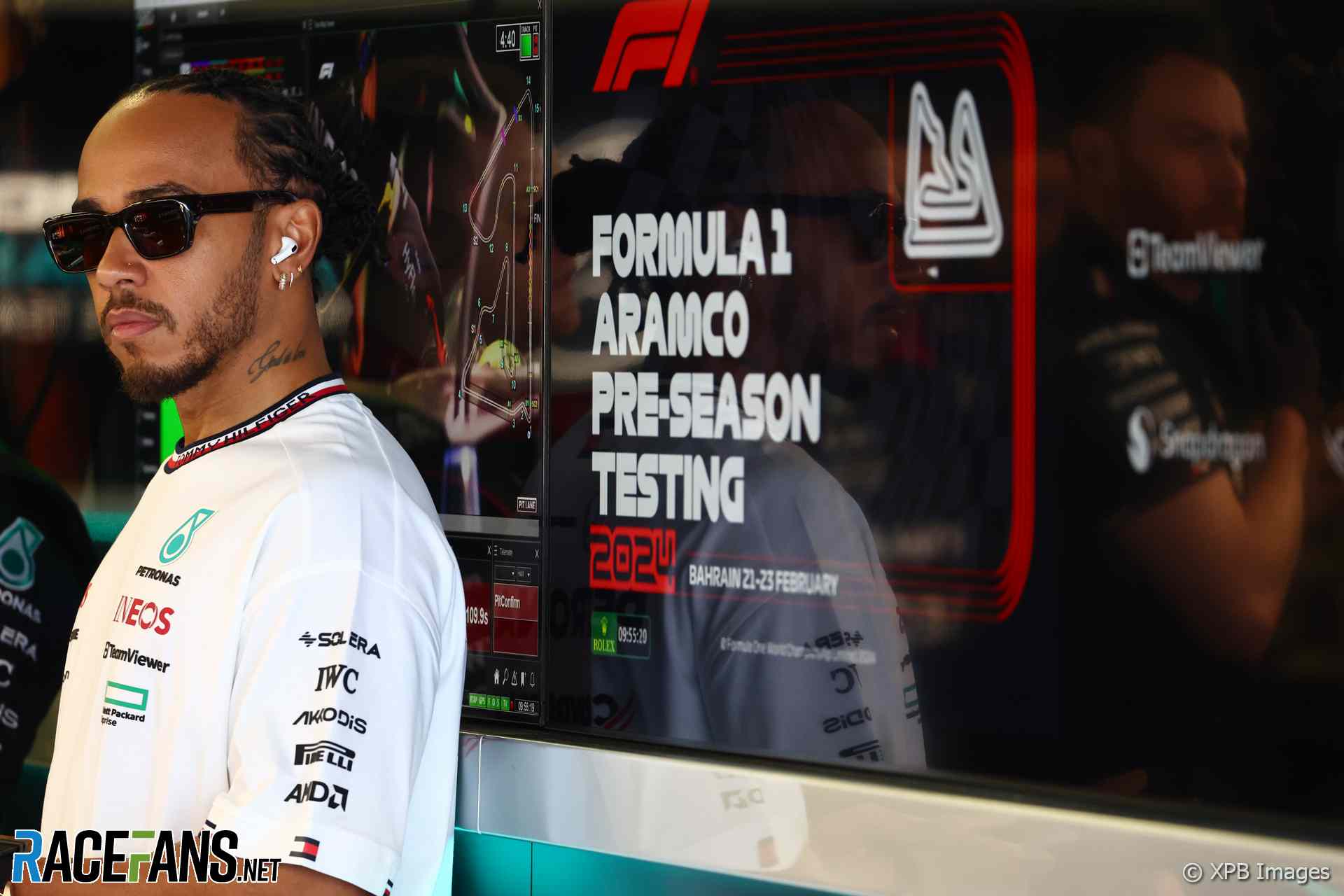 Lewis Hamilton, Mercedes, Bahrain International Circuit, 2024 pre-season test