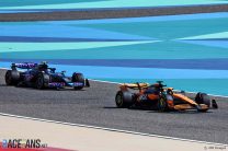Oscar Piastri, Pierre Gasly, Bahrain International Circuit, 2024 pre-season test