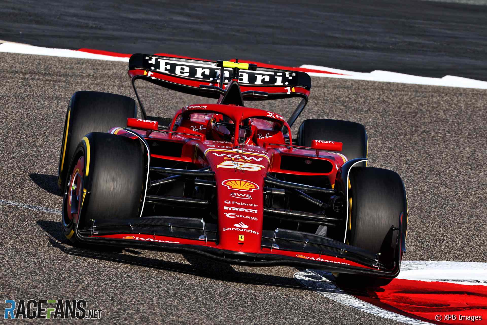 Carlos Sainz Jnr, Ferrari, Bahrain International Circuit, 2024 pre-season test