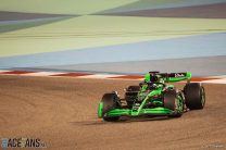 Valtteri Bottas, Sauber, Bahrain International Circuit, 2024 pre-season test
