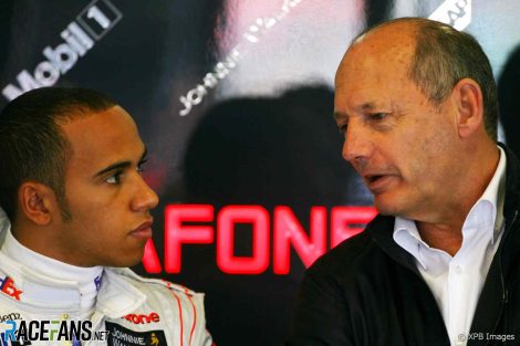 Lewis Hamilton, Ron Dennis, McLaren, 2009