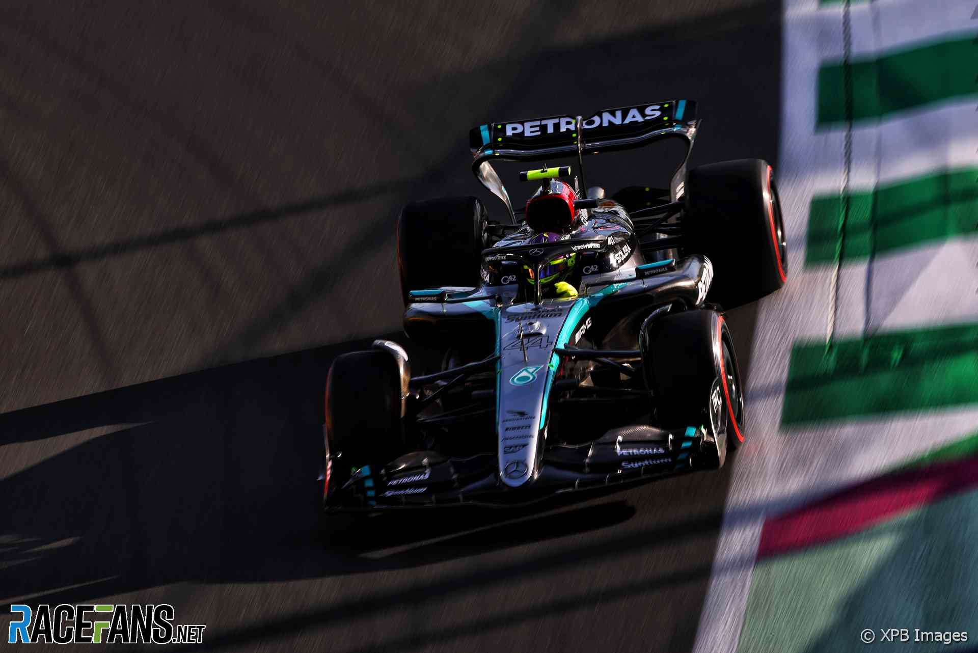 Lewis Hamilton, Mercedes, Jeddah Corniche Circuit, 2024
