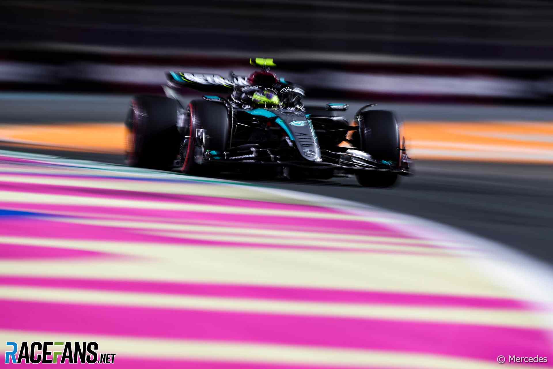 Lewis Hamilton, Mercedes, Jeddah Corniche Circuit, 2024